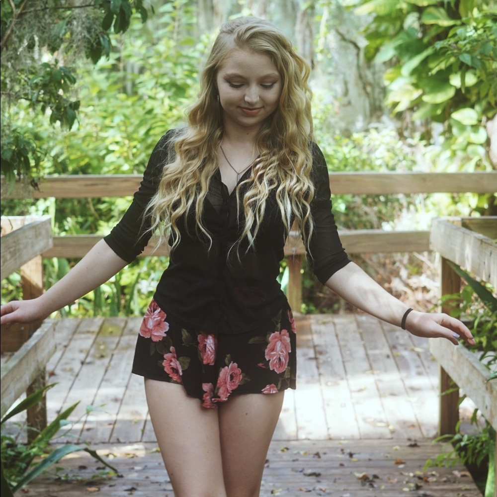 Meet your Posher, Dana